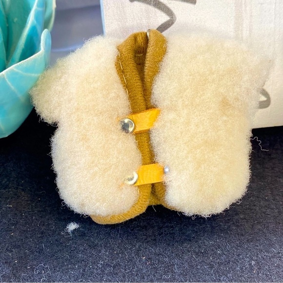 6 for$20♥️Real Sherpa/leather vintage coat keychain so cute - Picture 1 of 9